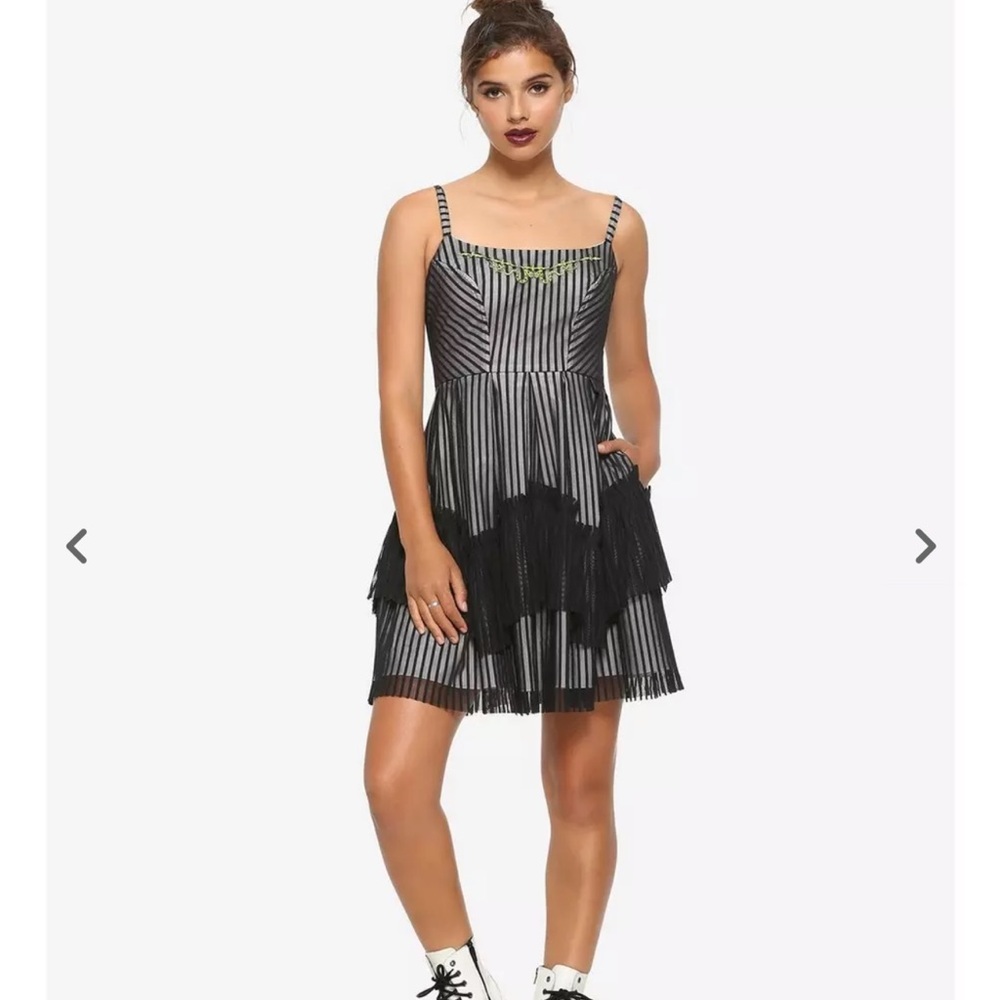 Hot topic Beetlejuice Dress Small Goth Dress Punk Rocker - Picture 2 of 16